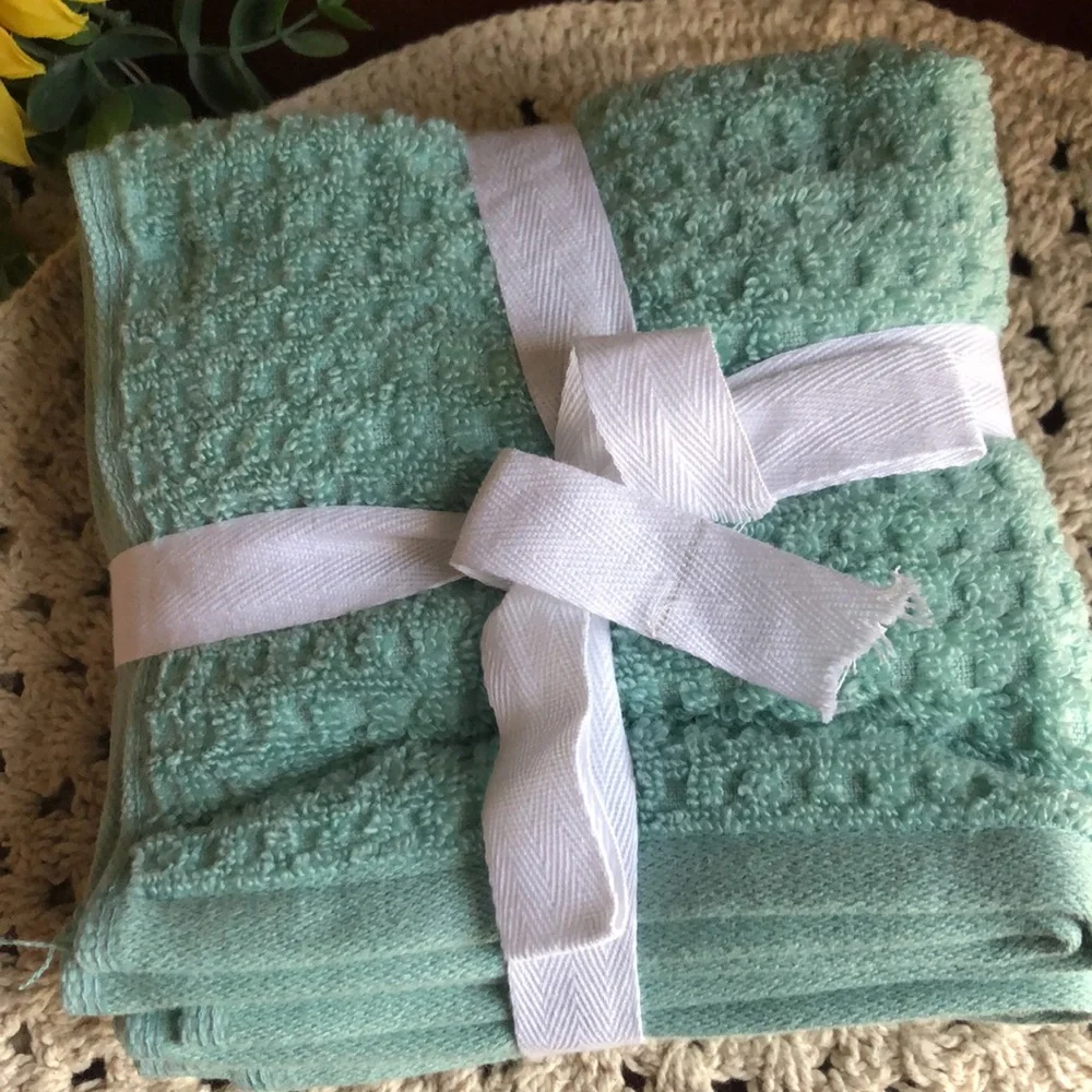 TOMMY BAHAMA Washcloths for Bathroom 100% cotton